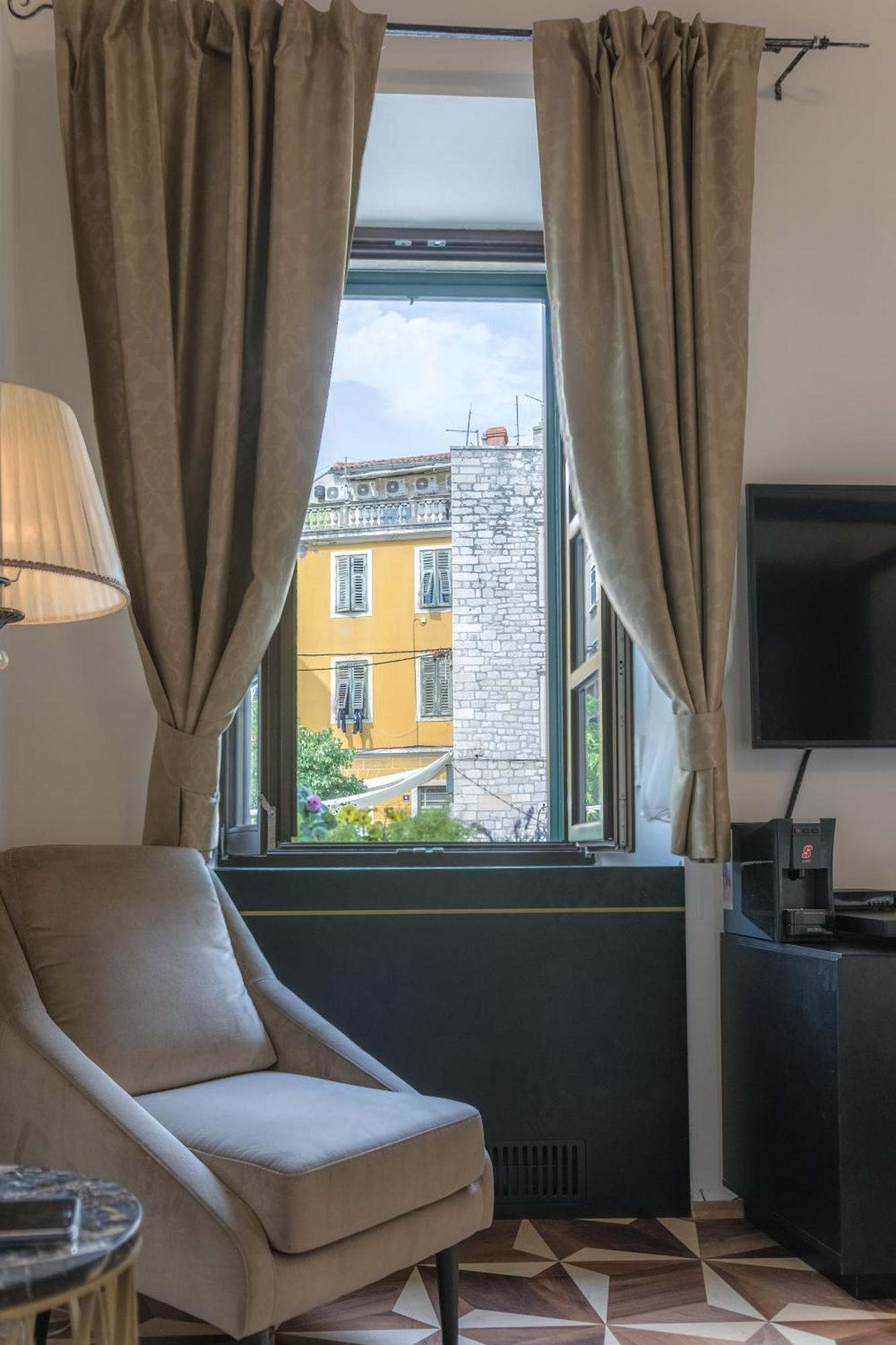 King Kresimir Heritage Hotel (Adults Only) Šibenik Eksteriør billede